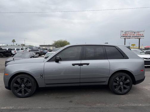 2023 Rolls-Royce Cullinan 