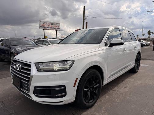2019 Audi Q7 55 Premium Plus