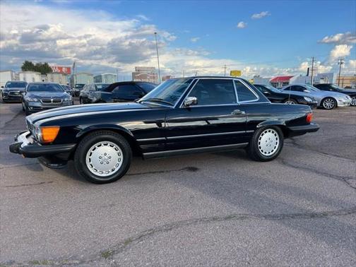 Black 1987 Mercedes-Benz SL-Class 560 SL 2dr Convertible