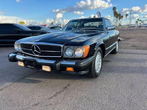 Black 1987 Mercedes-Benz SL-Class 560 SL 2dr Convertible