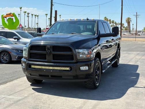 Brilliant Black Crystal Pearlcoat 2016 RAM 2500 Big Horn