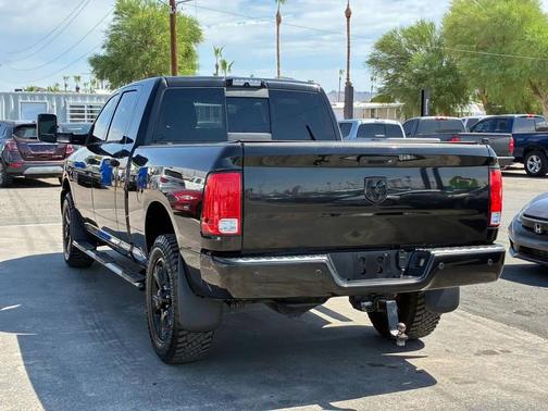 Brilliant Black Crystal Pearlcoat 2016 RAM 2500 Big Horn