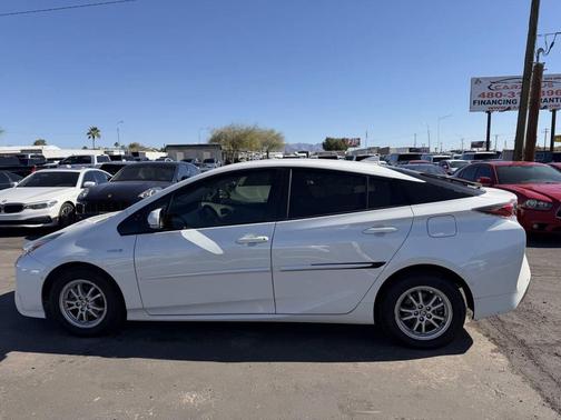 2018 Toyota Prius Two