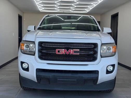 Summit White 2020 GMC Canyon SLE