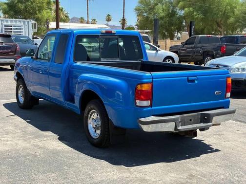 Boysenberry Blue Clearcoat Metallic 1998 Ford Ranger Splash SuperCab