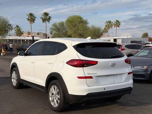Winter White 2020 Hyundai TUCSON SE