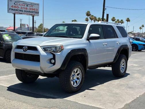Classic Silver Metallic 2014 Toyota 4Runner SR5