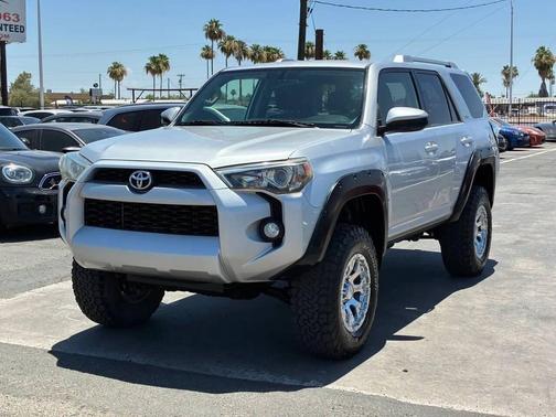 Classic Silver Metallic 2014 Toyota 4Runner SR5
