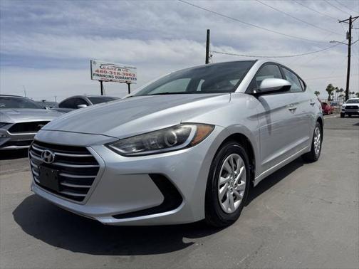 2018 Hyundai ELANTRA SE