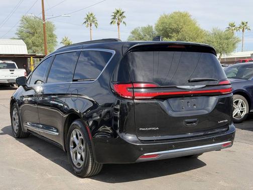 2022 Chrysler Pacifica Limited