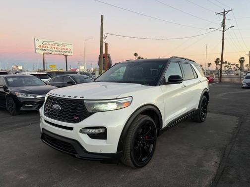 Star White Metallic Tri-Coat 2020 Ford Explorer ST