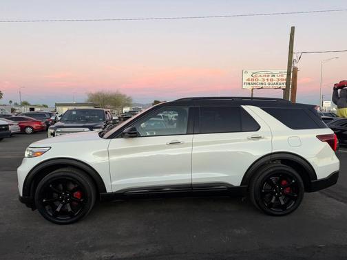 Star White Metallic Tri-Coat 2020 Ford Explorer ST