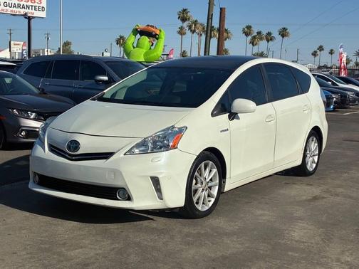 Blizzard Pearl 2012 Toyota Prius v Two