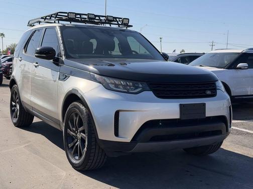 2017 Land Rover Discovery SE
