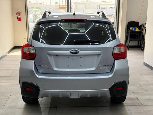 Ice Silver Metallic 2016 Subaru Crosstrek 2.0i Premium