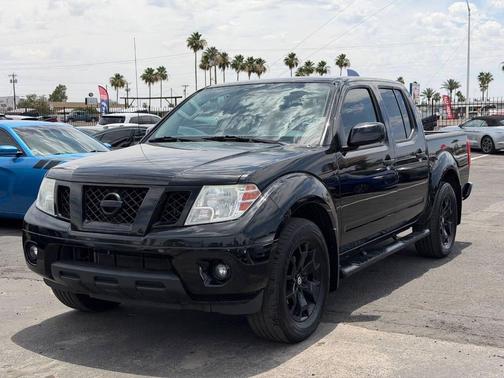 Magnetic Black Pearl 2021 Nissan Frontier SV