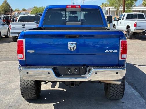 Blue Streak Pearlcoat 2014 RAM 2500 Laramie