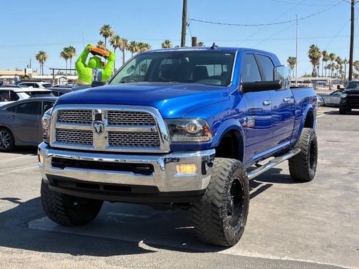 Blue Streak Pearlcoat 2014 RAM 2500 Laramie