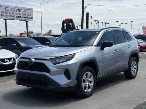 2021 Toyota RAV4 LE