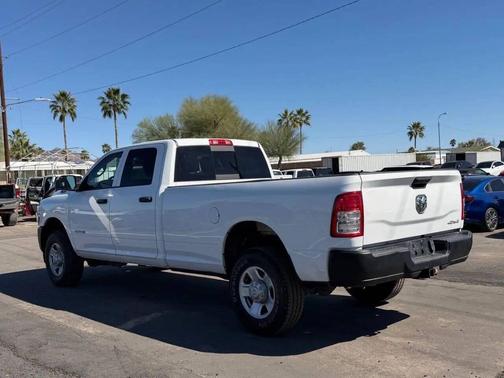 Bright White Clearcoat 2020 RAM 3500 Tradesman Crew Cab 4x4 8' Box