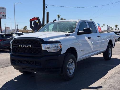 2020 RAM 3500 Tradesman Crew Cab 4x4 8' Box