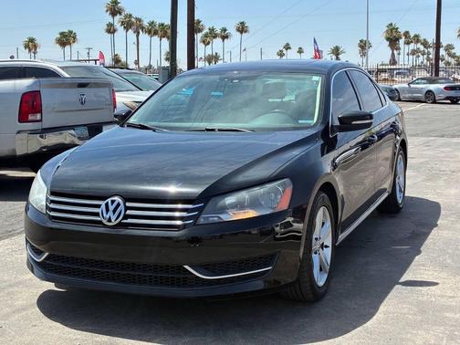 Black 2013 Volkswagen Passat 2.5 SE