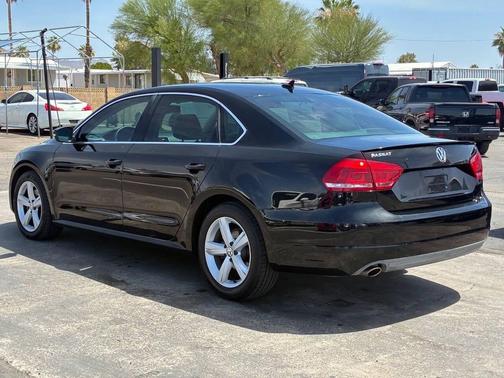 Black 2013 Volkswagen Passat 2.5 SE