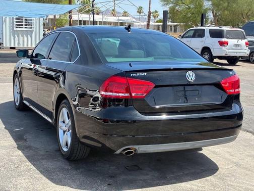Black 2013 Volkswagen Passat 2.5 SE