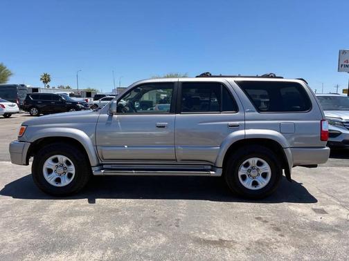 Millennium Silver Metallic 2002 Toyota 4Runner Limited
