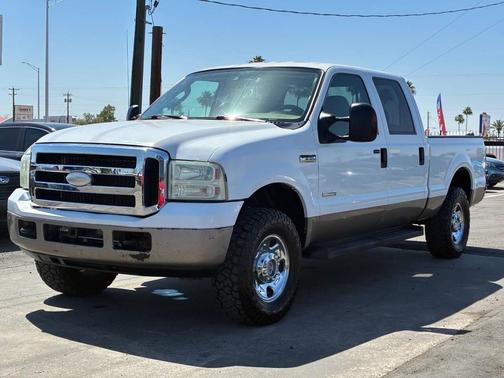 Oxford White Clearcoat/Arizona Beige 2006 Ford F-250 XLT Crew Cab