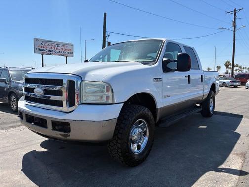 Oxford White Clearcoat/Arizona Beige 2006 Ford F-250 XLT Crew Cab