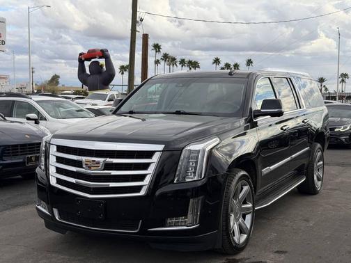 2020 Cadillac Escalade ESV Luxury