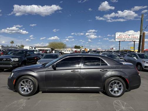 2016 Chrysler 300 Limited