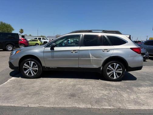 Gray 2016 Subaru Outback 2.5i Limited
