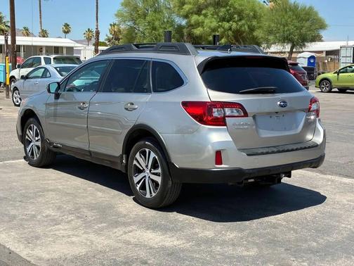 Gray 2016 Subaru Outback 2.5i Limited