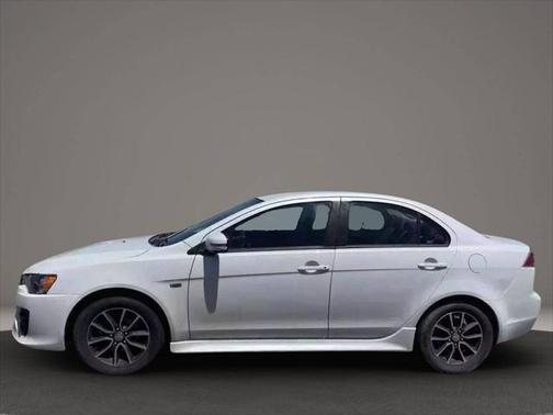 2017 Mitsubishi Lancer SE