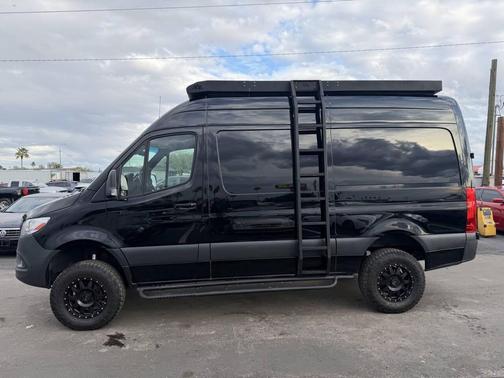 2023 Mercedes-Benz Sprinter 2500 Standard Roof