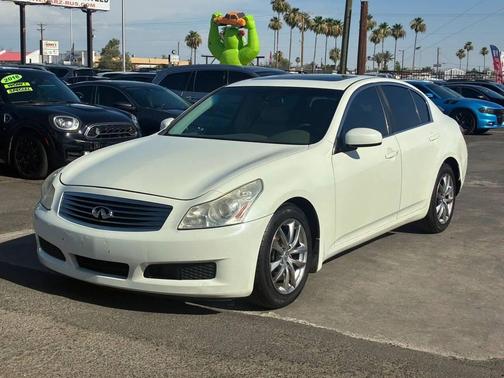 Ivory Pearl 2007 INFINITI G35x Base