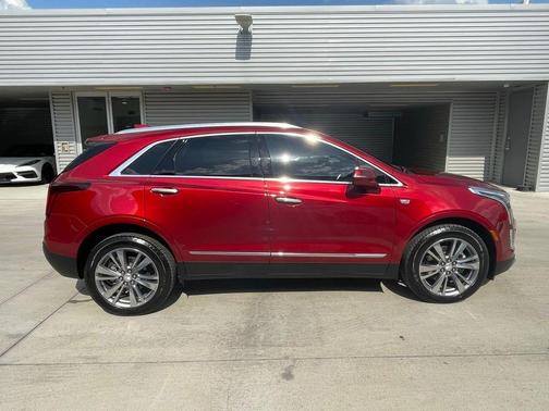 2024 Cadillac XT5 Premium Luxury