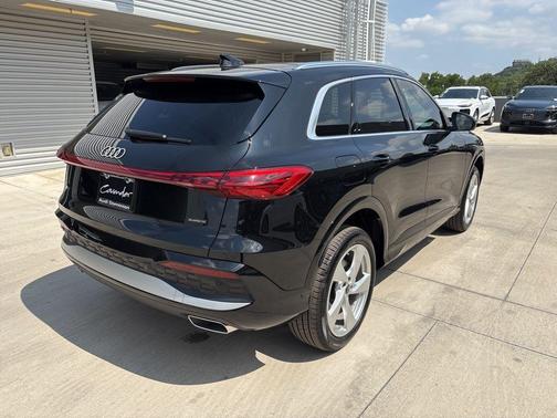 2025 Audi Q5 2.0T quattro Premium