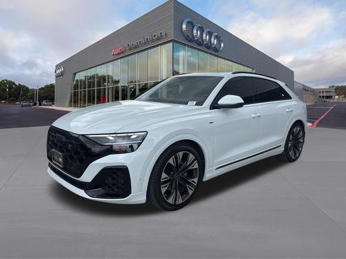 Glacier White Metallic 2026 Audi Q8 55 Premium