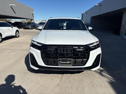 2026 Audi Q7 55 Premium Plus