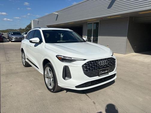 2025 Audi Q5 2.0T quattro Premium