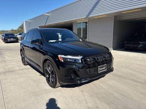 2026 Audi Q7 55 Premium Plus