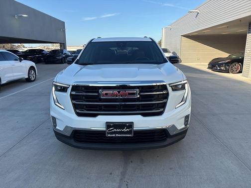 2024 GMC Acadia Elevation