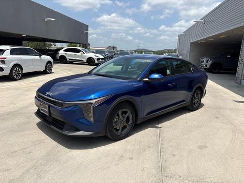 Deep Sea Blue 2025 Kia K4