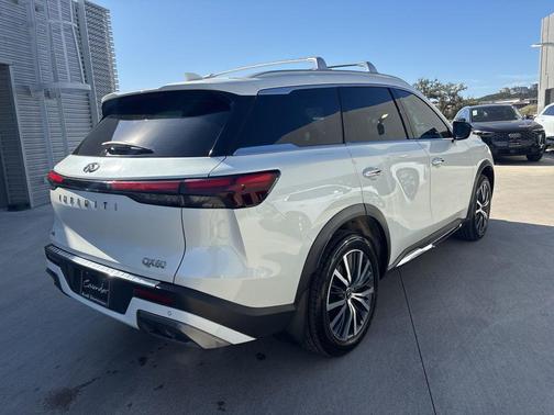 2023 INFINITI QX60 SENSORY