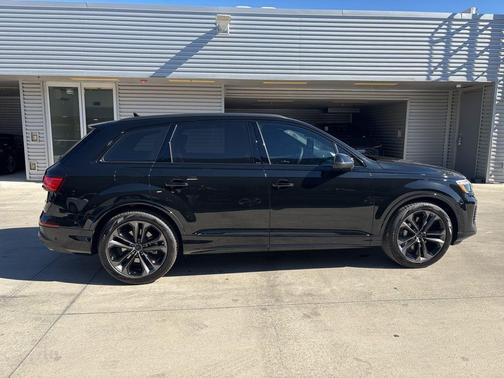 2026 Audi Q7 55 Premium Plus