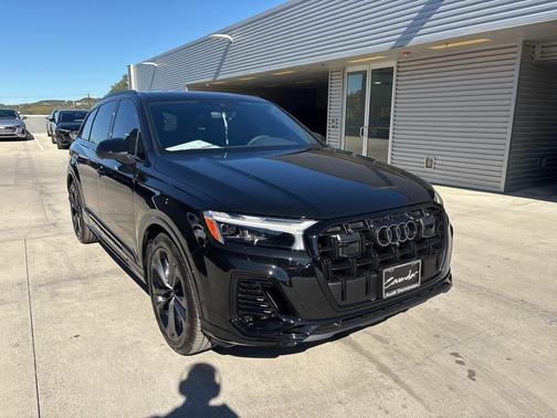 2026 Audi Q7 55 Premium Plus