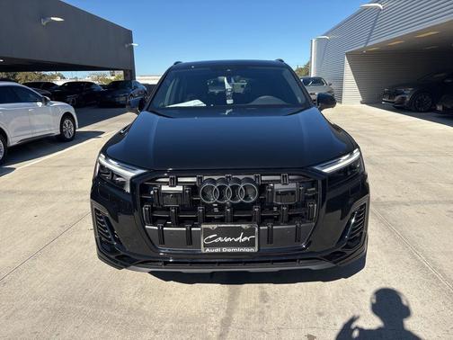 2026 Audi Q7 55 Premium Plus